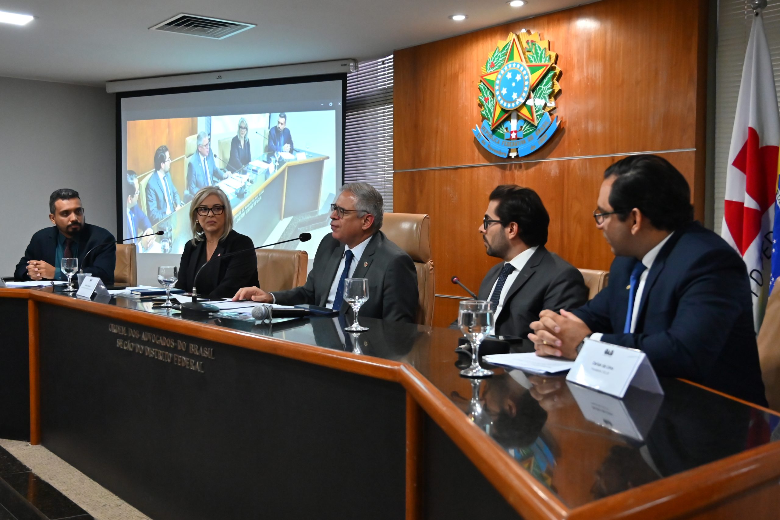 Mesa de abertura do Comitê Aliança Tributária na OAB-DF